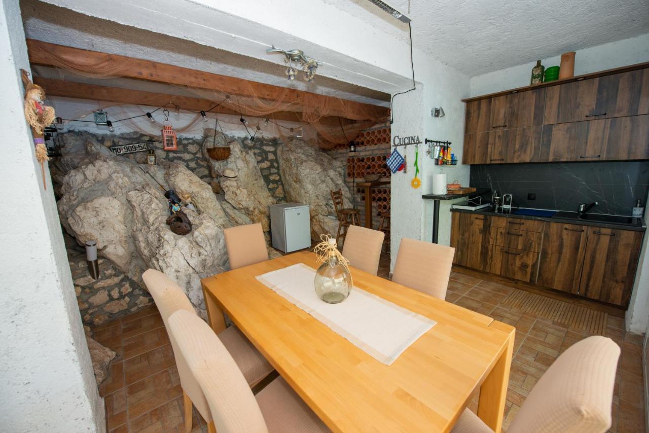 Villa Kosor Spring Blagaj Exteriör bild